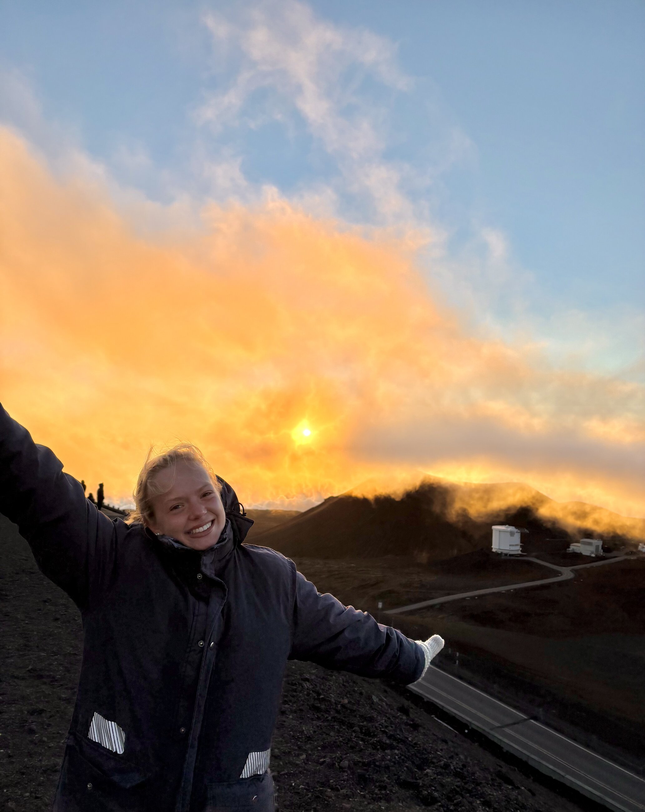 Seeing the sun set atop Mauna Kea!