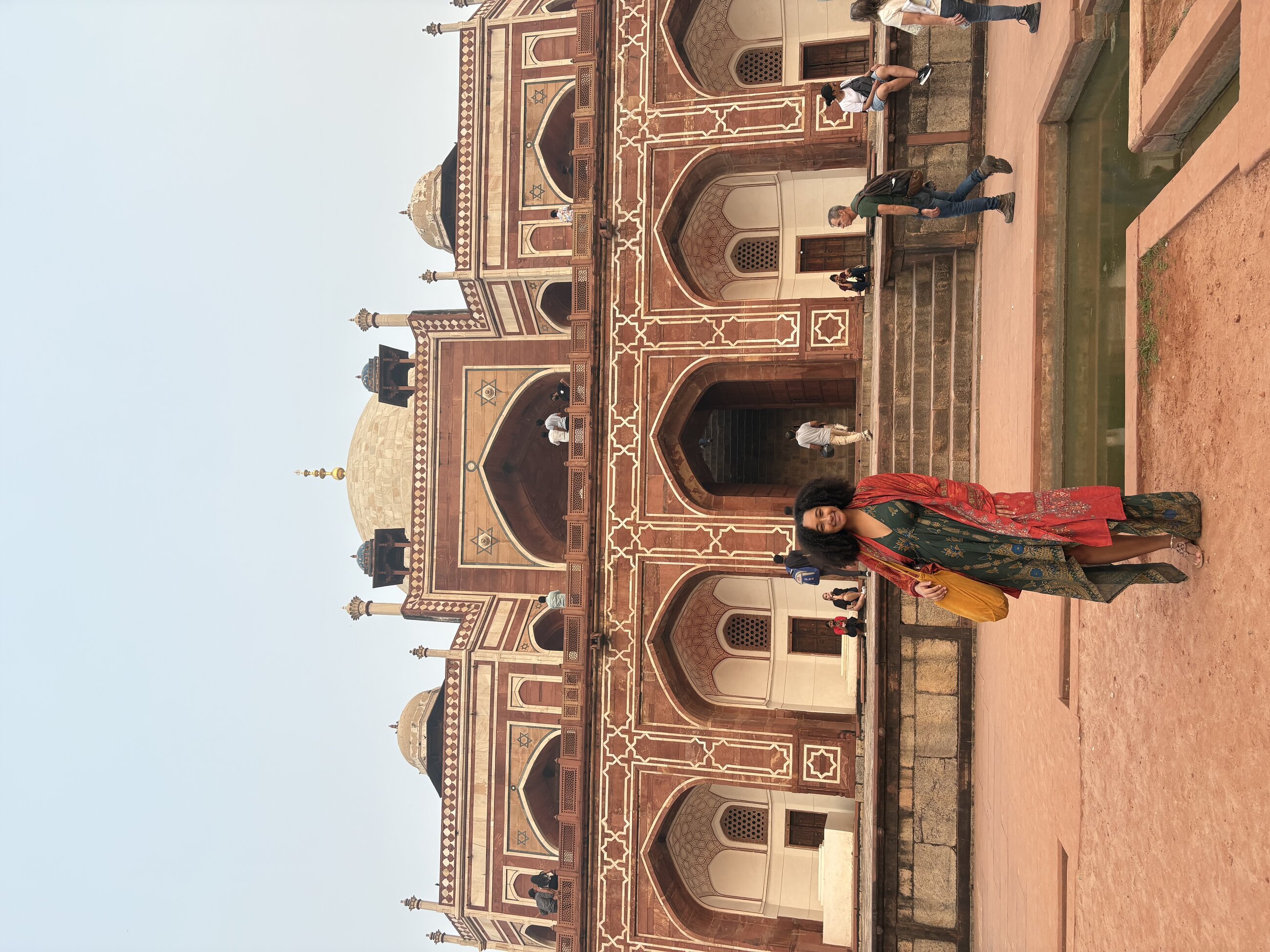 Solo Traveling to monuments for weekend in Delhi <3
