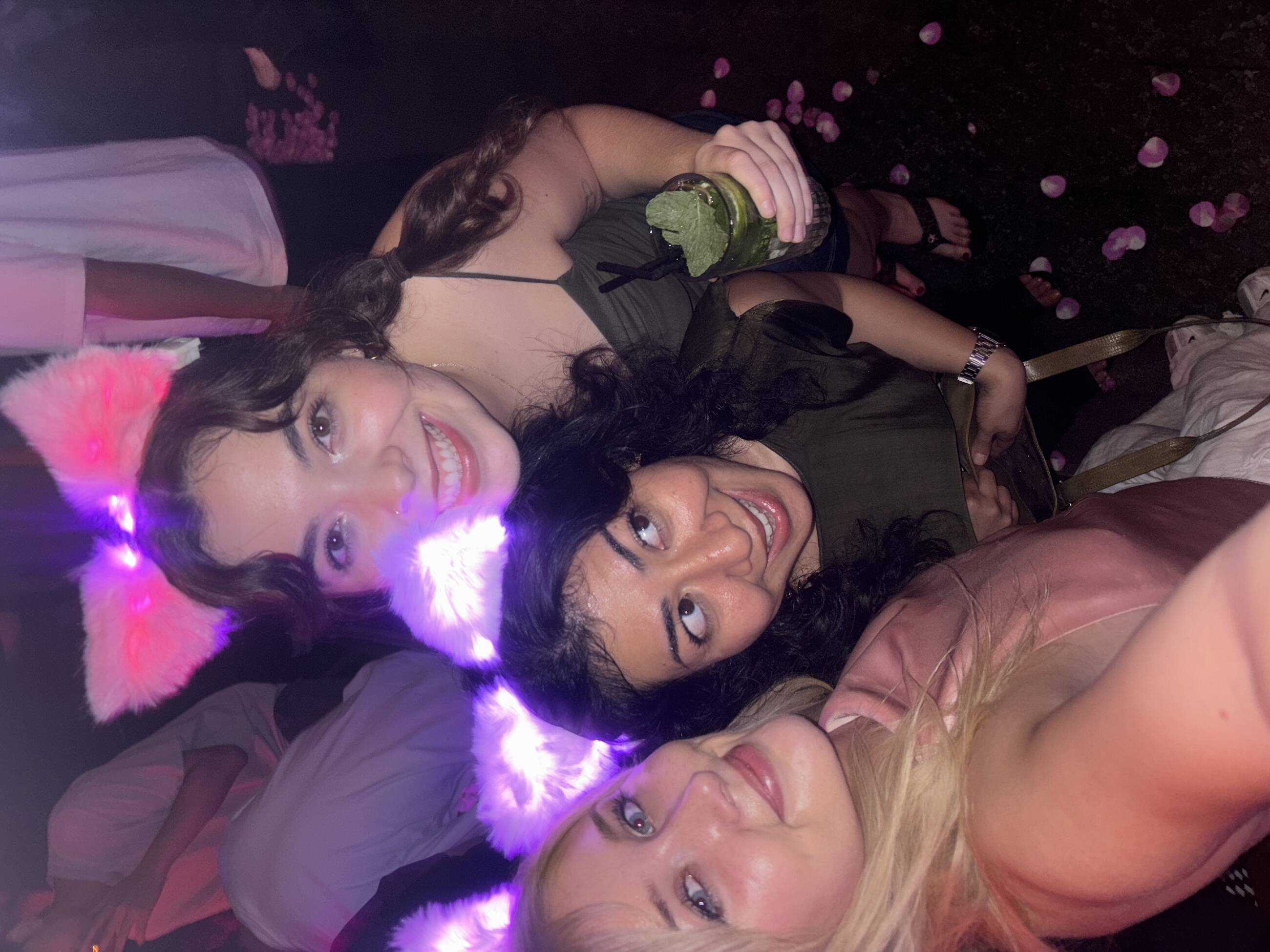 Bar hopping in Shenzhen🕺