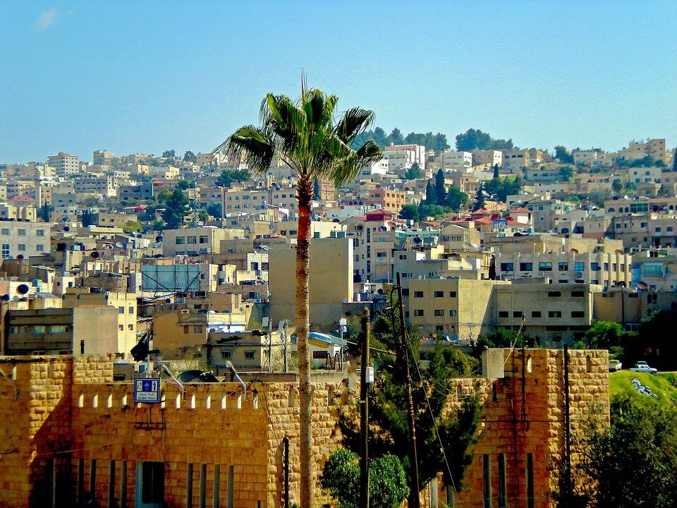 How Volunteering with Refugees in Jordan Changed My Global Perspective