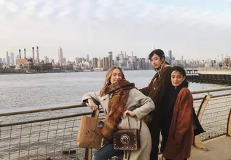 Friends in Williamsburg