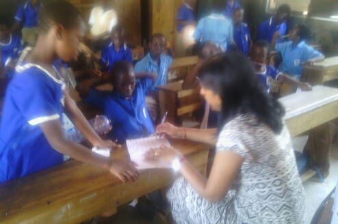 african rural volunteers teaching project