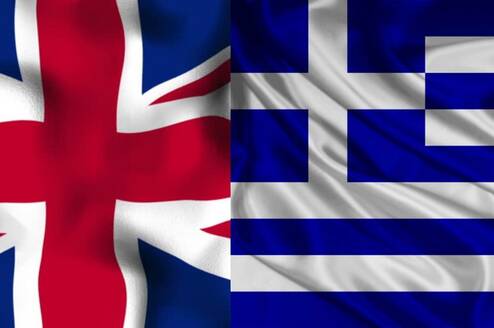 Would you like to study Greek or English during your summer holidays? 