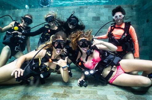 Join the team and gain your dive master certification in Indonesia