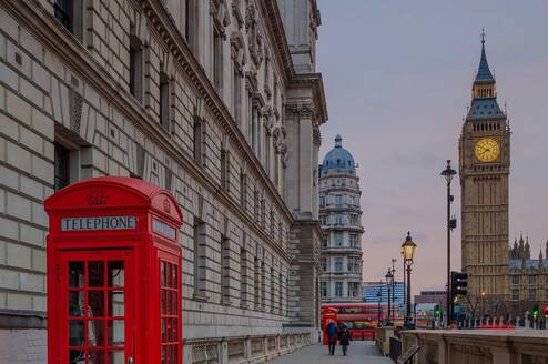 ISA Internships in London, England