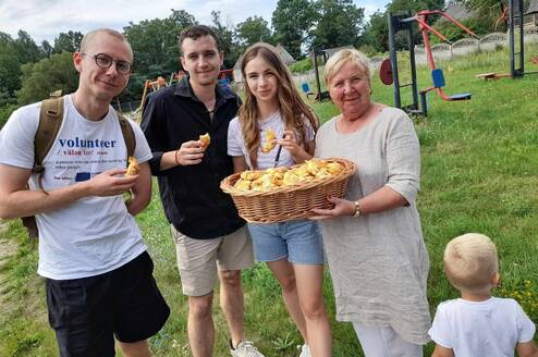 volunteers in Lipianka in 2023