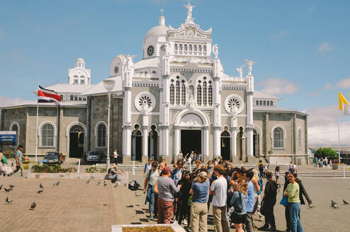 Students at Cartago Basilica