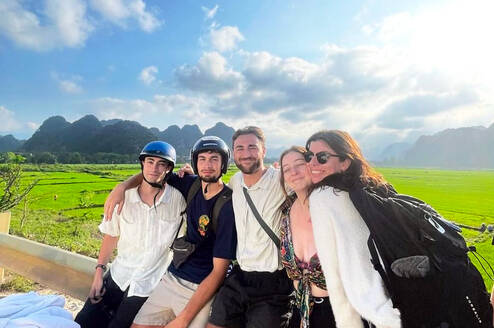 TravelGrads