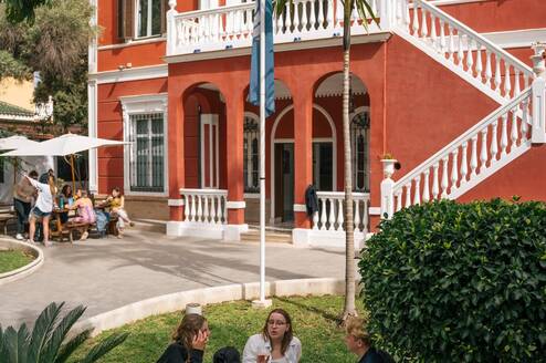 EF students enjoying free time outside the Malaga school