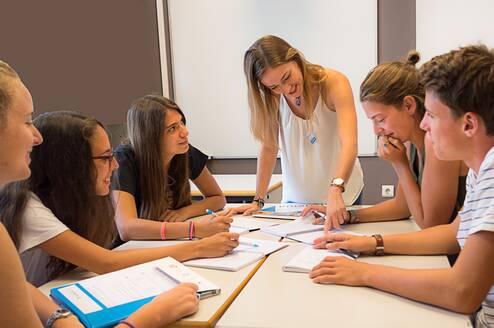 Spanish classes for Teens in summer