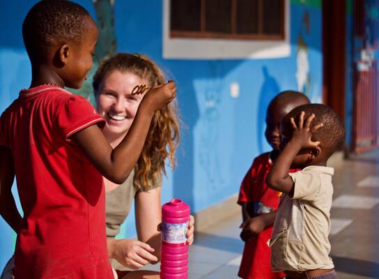 Volunteering in Ghana with IVHQ