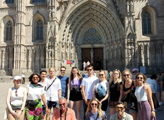 Volunteer in Spain with IVHQ