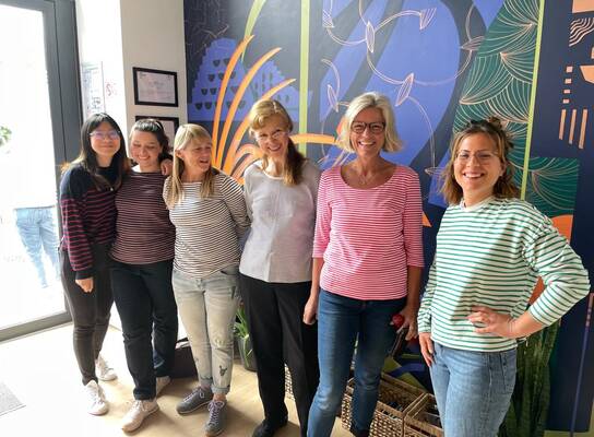 50+ enjoy learning French while discovering the sunny South of France