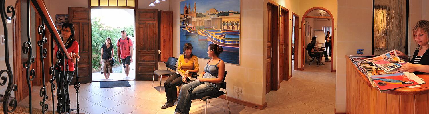 Business English Group Course 
