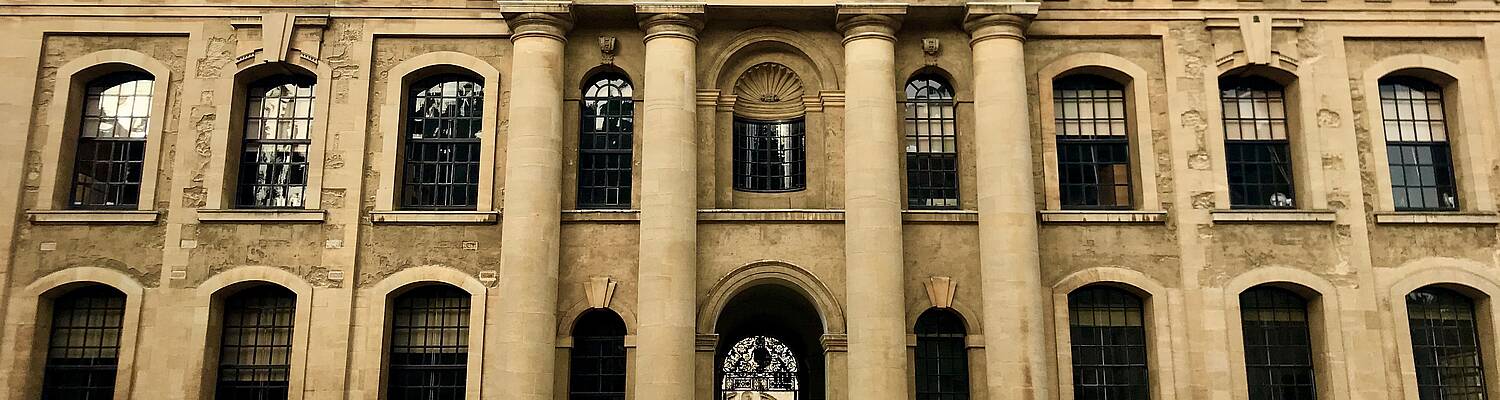 Immersion English Courses in Oxford
