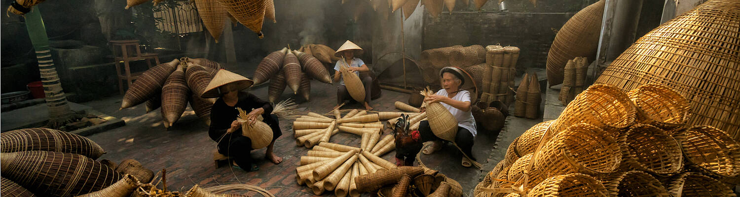 Teach English in Vietnam with LanguageCorps' TEFL Certification

