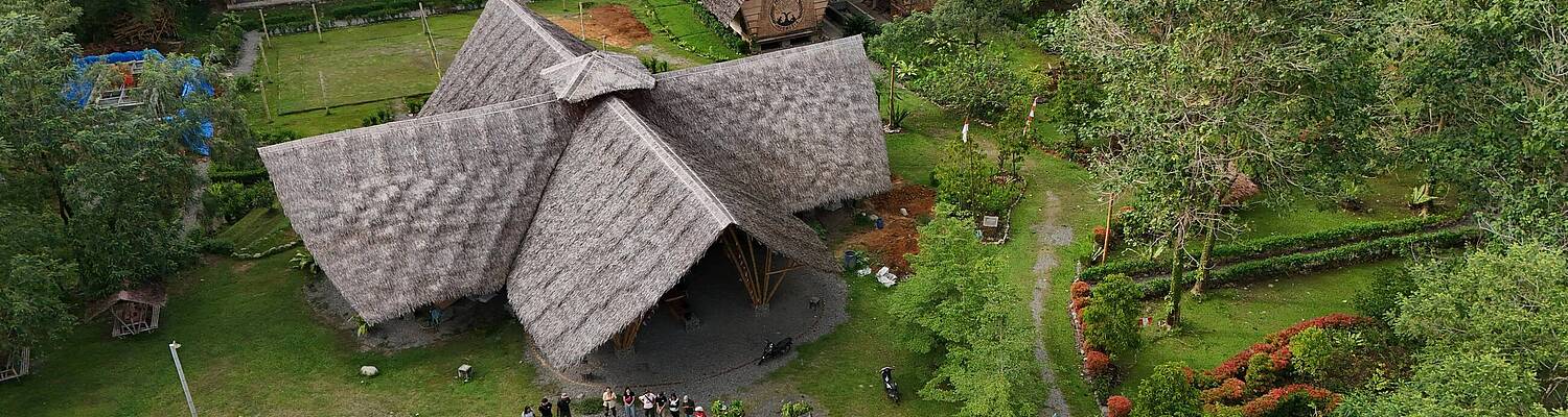 Volunteer Indonesia - Biggest Recycling Village in the World
