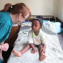 Volunteer in Kenya medical