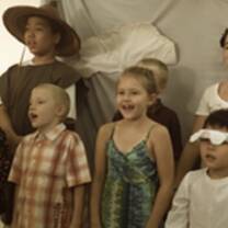 looks like the kids are singing