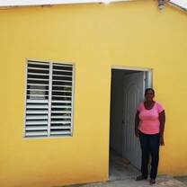 Our last service day in Monte Coca. The house was completely finished. Olgalidia was the woman who received the house. 