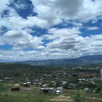A picture of the mountains 