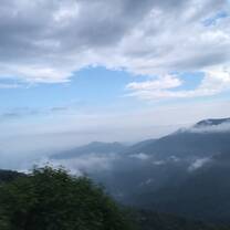 A picture of the mountains 