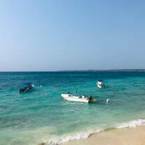 Cartagena's pristine, Caribbean blue oceans are facing serious risks due to the city's lack of waste management and recycling infrastructure .