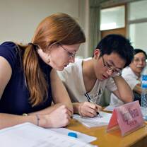 Learn Chinese in universities, one on one tutoring, small-group intensive class