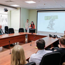 Project presentation by students at the University 
