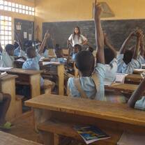 A volunteer in class