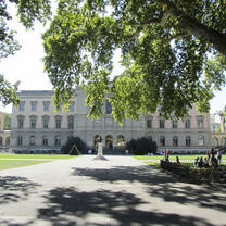 Université de Genève Parc des Bastions