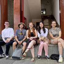 Shenzhen teachers out on a field trip