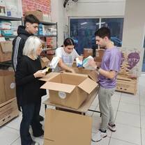 Packing food for the shelter