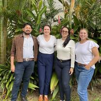AIFS Abroad interns in Costa Rica