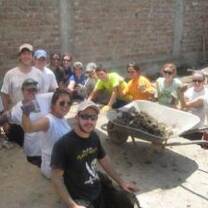 Group of volunteers in Peru