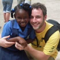 Volunteer with children in Jamaica with Projects Abroad