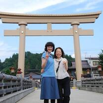 Live with a host family in Japan
