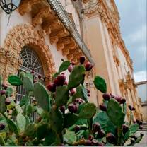 Front of the school MESSAPIA