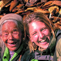 Student pose with homestay family.