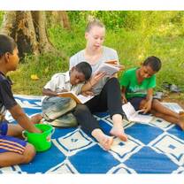 Volunteers with students in India