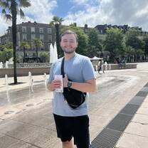 Me in Place Clemenceau, in the city center. Gorgeous weather. And I'm holding a book I rented from the Médiathèque library on Louise Labé, my favorite French author.