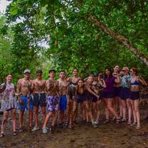 Mud fight 