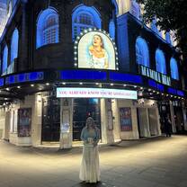Outside the best show on the West End, Mamma Mia!