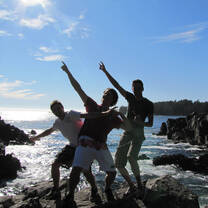INTERNeX international exchange on the beach