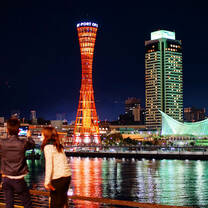 Lexis Japan - Kobe - Harbourtown at night