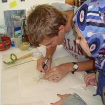 Learning Traditional Islamic Art with AMIDEAST!