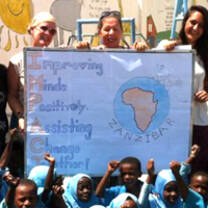 Group photo at Zanzibar teaching project