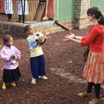 Volunteer with Children in Ethiopia