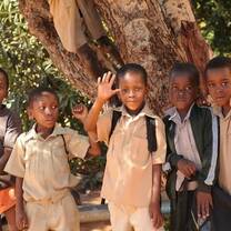 Teaching and education volunteer abroad
